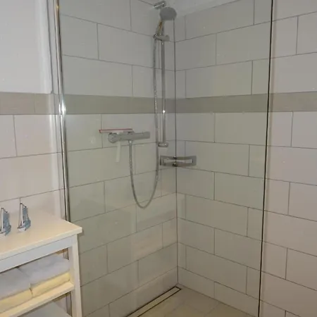 Für 4 Personen Ca 70 M In Pellworm, Nordfriesische Inseln Und Halligen Apartment *